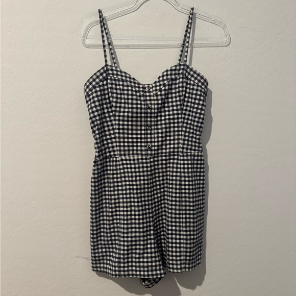 Abercrombie & Fitch Gingham Checkered Romper Size Medium - Picture 1 of 8